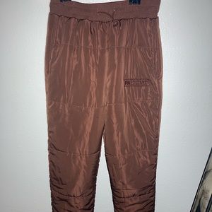 Pantone puffer pants (brown)